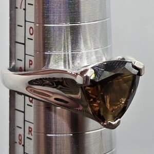 Elegant Silver and Brown Gemstone Ring